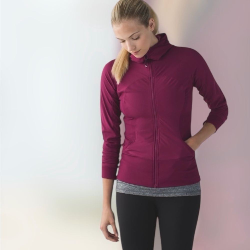 Lululemon In Flux Jacket
Dashing Purple